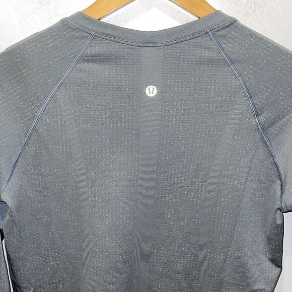 Lululemon Women Crew Neck Raglan Sleeve Swiftly Tech Athletic Top Gray - Picture 6 of 10